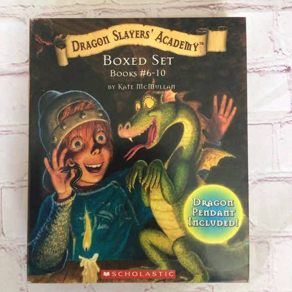 Dragon Slayers Academy Boxed Book Set #6-10 by Kate McMullan Paperback Books - Picture 1 of 3